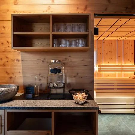 Residence Erika - Apartments, Breakfast & Sauna-3